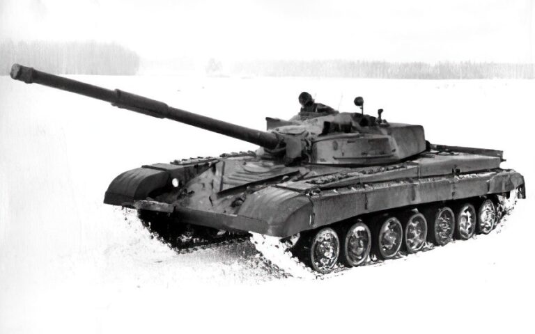 Недостающее звено между Т-90 и Арматой. Опытный танк Объект 785. СССР